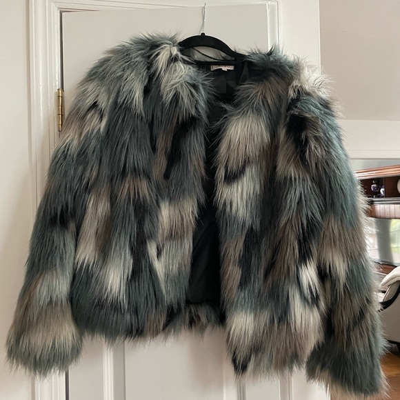 MULTI COLOR FURRY JACKET - Picture 2 of 4